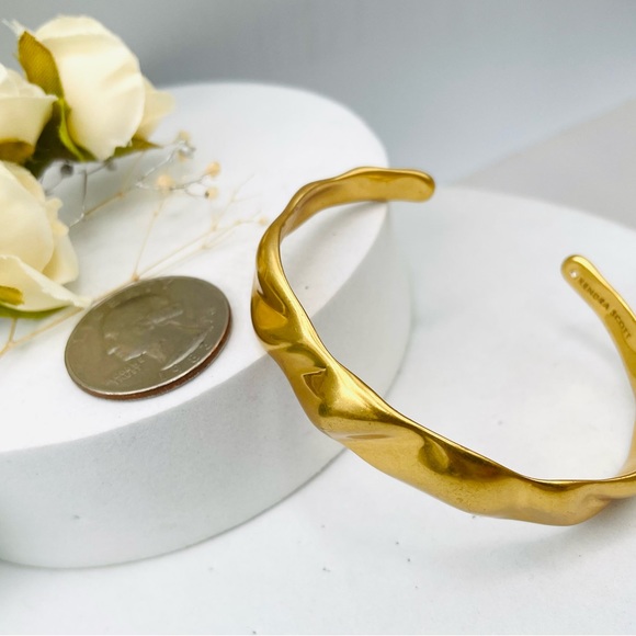 Kendra Scott Holland Cuff Bracelet In Vintage Gold - Picture 10 of 11